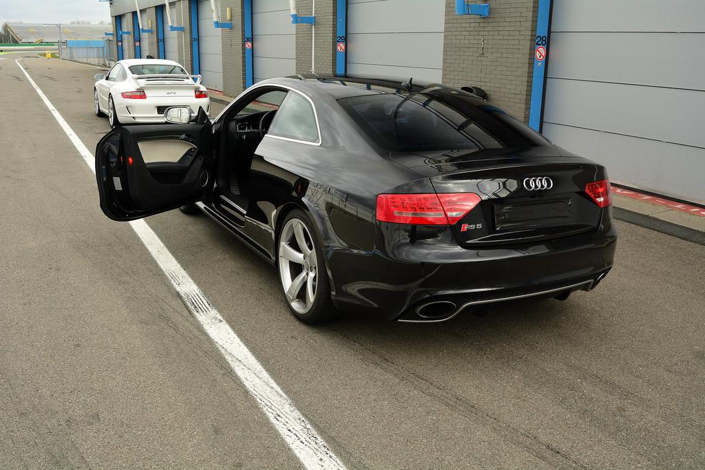 698245AUDIRS53254.jpg