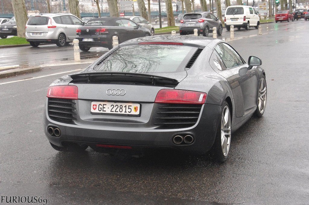 6985081028R8.jpg