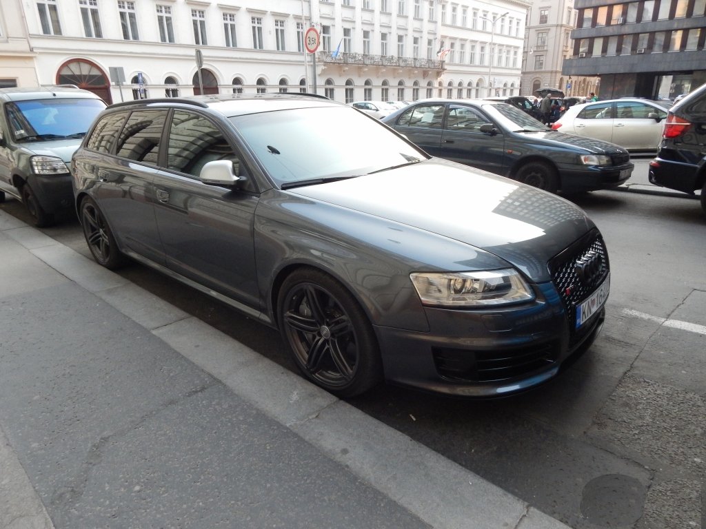 698958RS61656.jpg