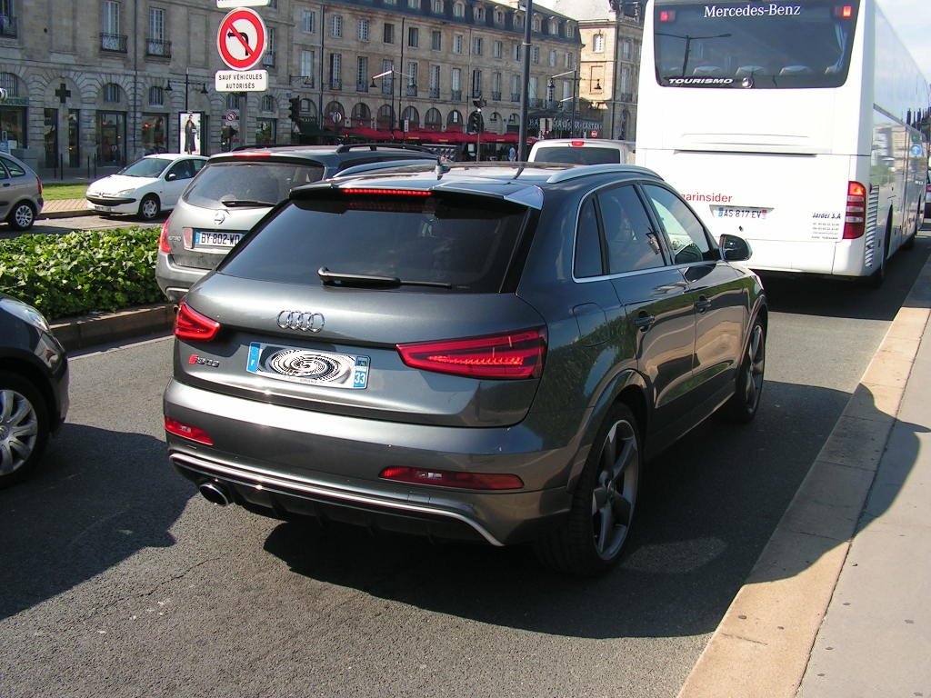 699903RSQ3647.jpg