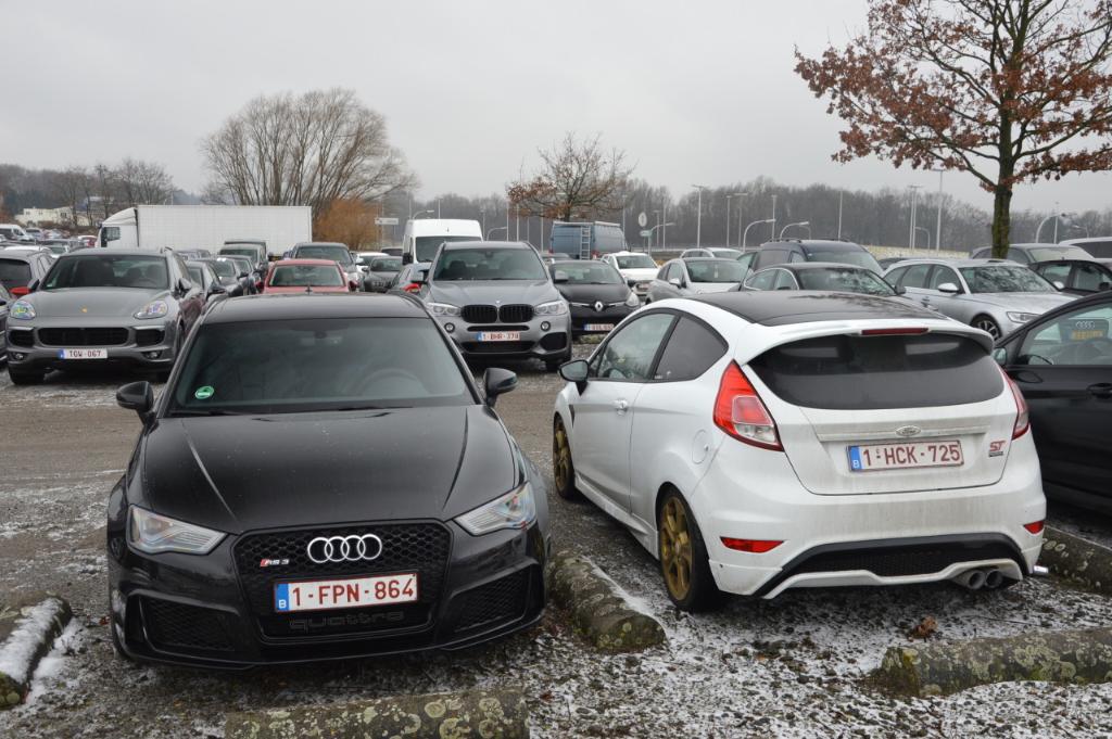 700128RS38V1885.jpg