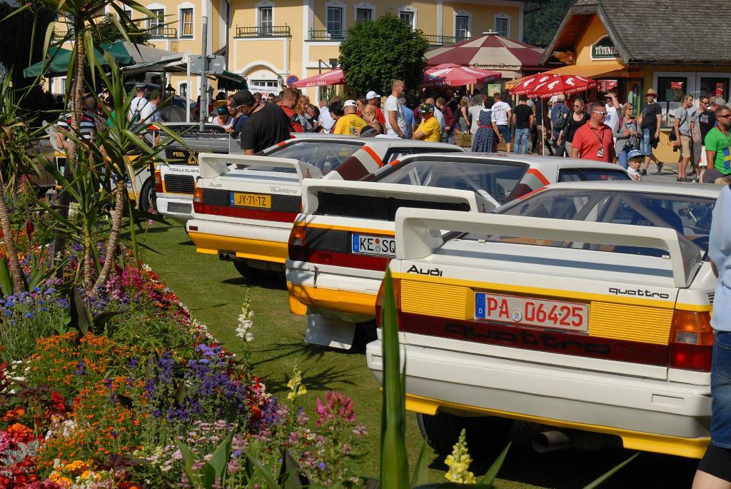 702285URQUATTRO1220.jpg