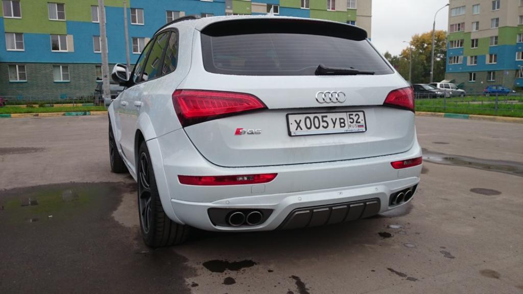 702425AUDISQ51440.jpg