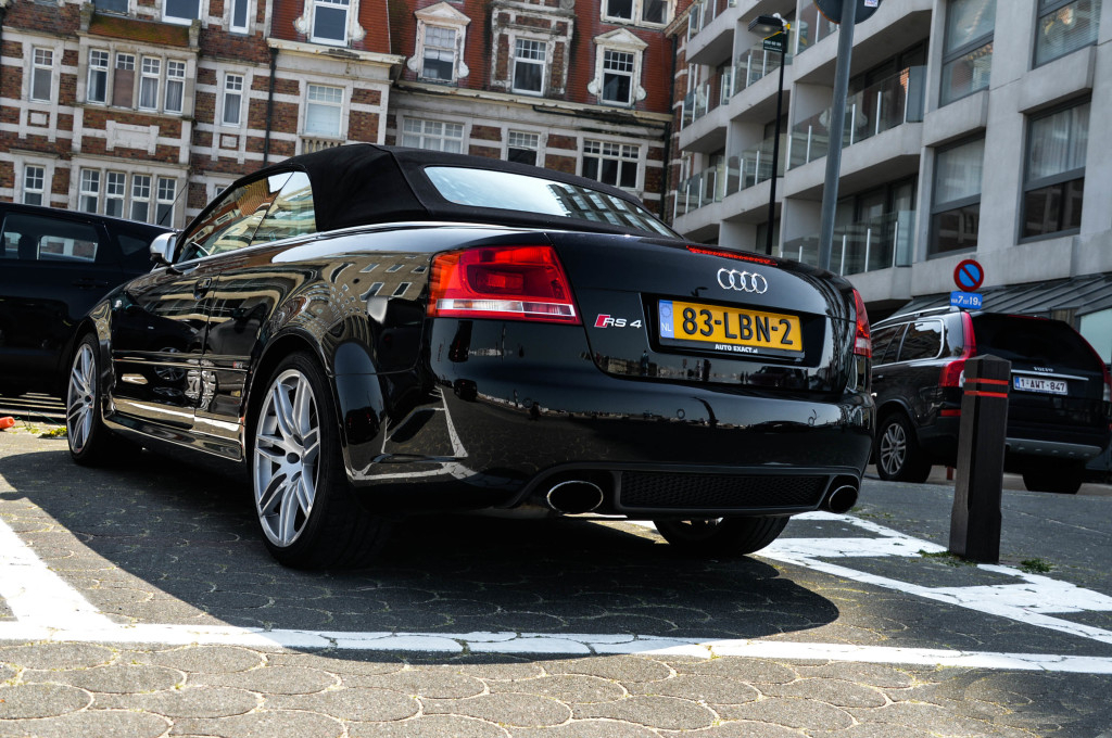 704430AUDIRS41330.jpg