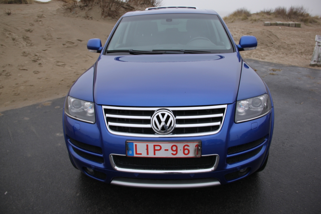 704808W12TOUAREG337ESQUIROU.jpg