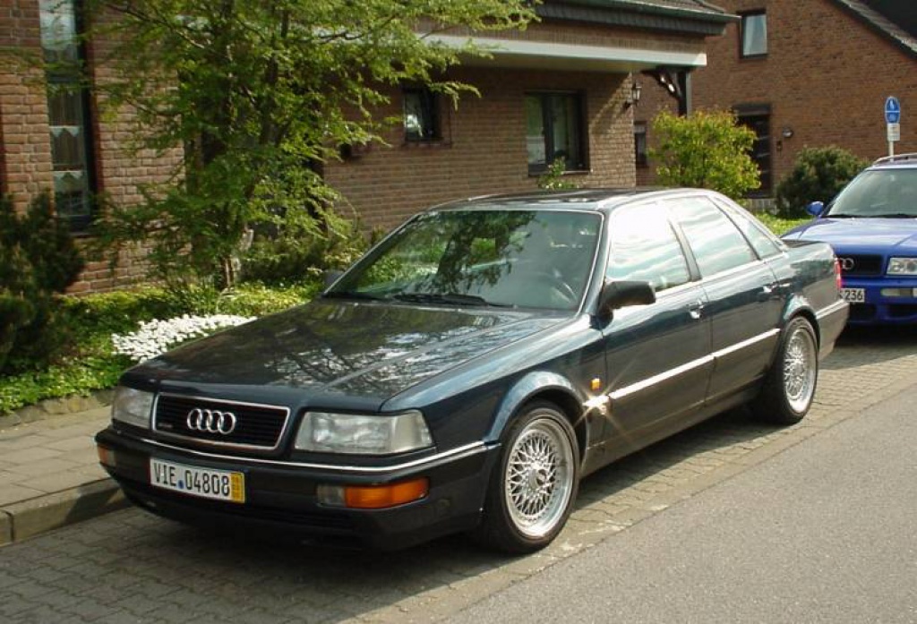 705098v8vorneseitlich.jpg