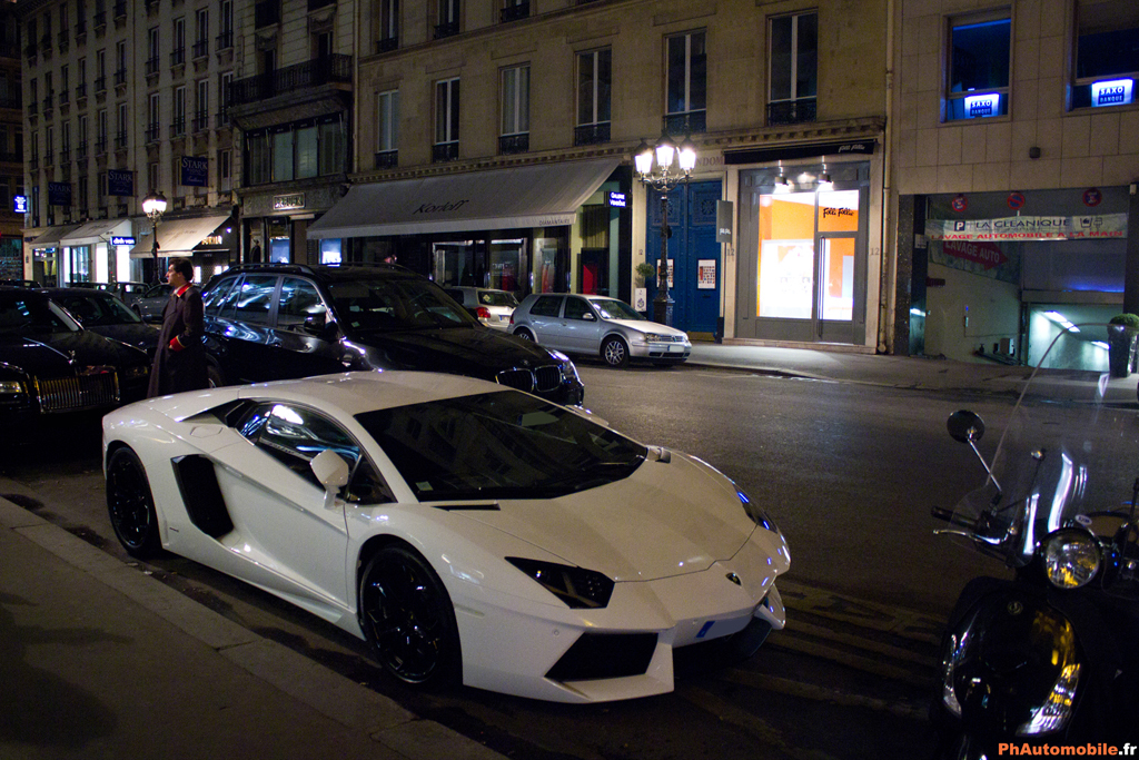 705524121LAMBORGHINIAVENTADORESQUIROU.jpg