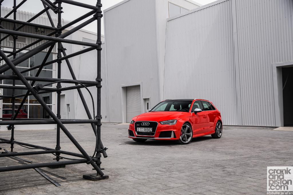 706470RS38V1366.jpg