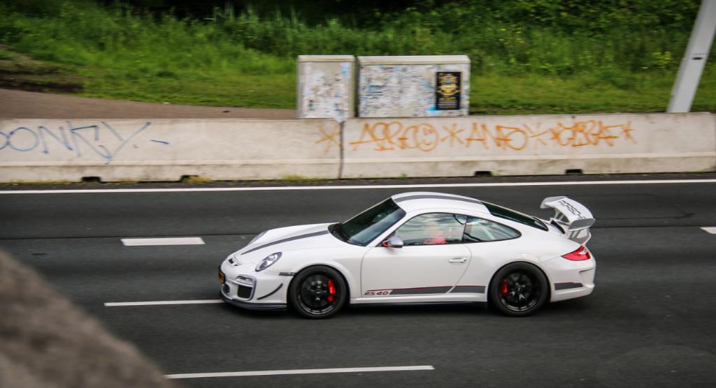 7066942040GT3RS.jpg