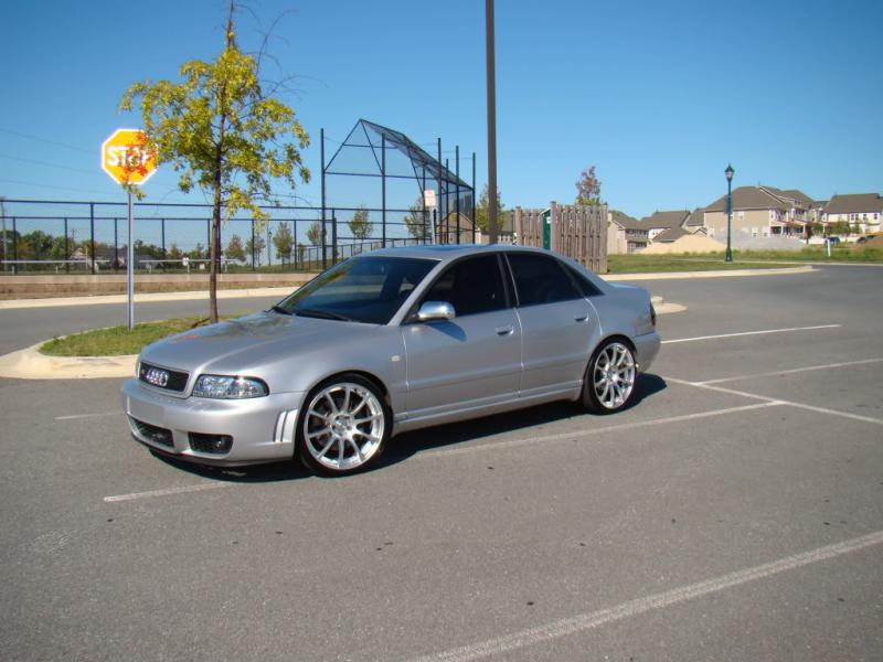 706879audis4001.jpg