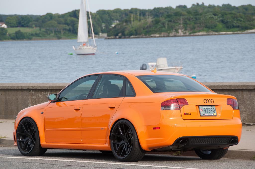 707401AUDIRS42168.jpg