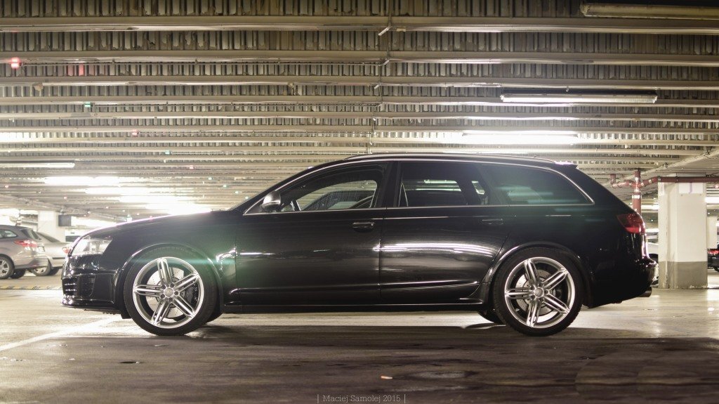 707946RS62068.jpg