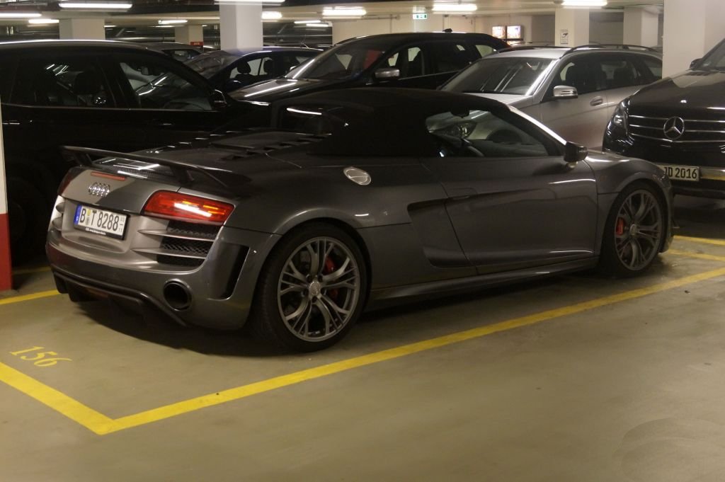 708098R8GT1427.jpg