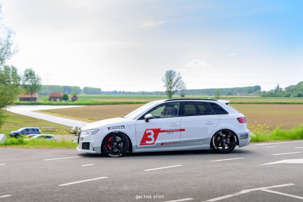 708137RS38V2601.jpg