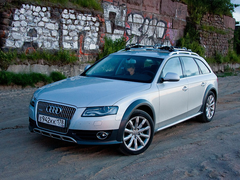 708590120AUDIA4ALLROAD.jpg
