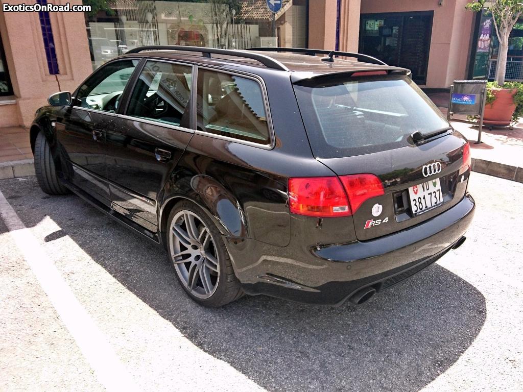 708741AUDIRS42665.jpg