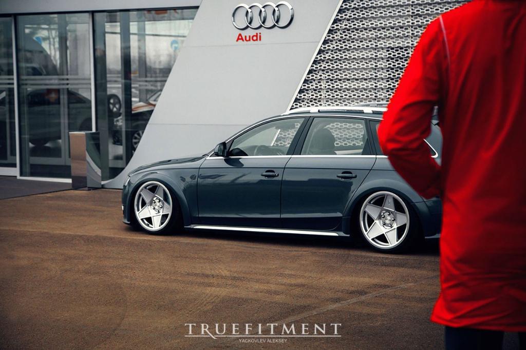 7091601283AUDIA4ALLROAD.jpg