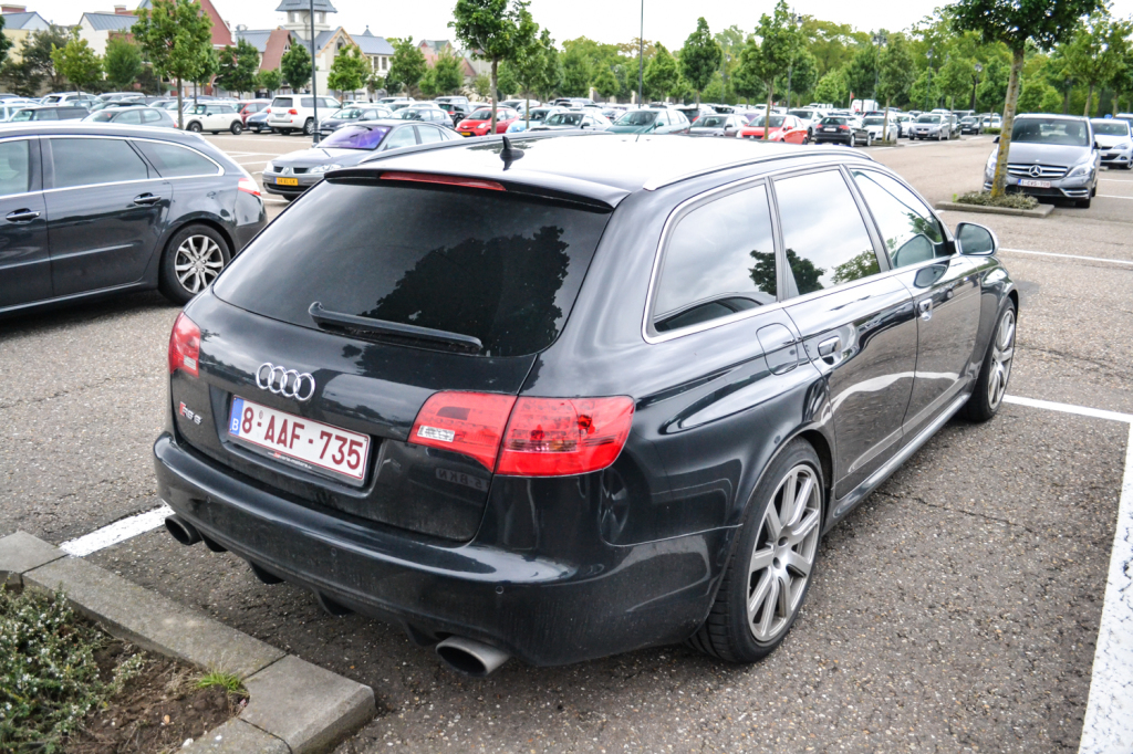 709207RS6768.jpg