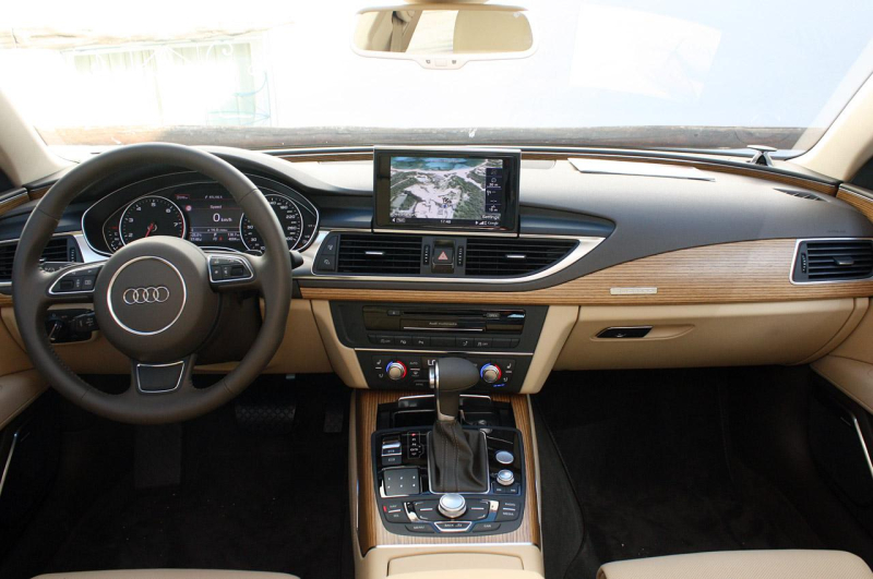 709221035AUDIA7ESQUIROU.jpg