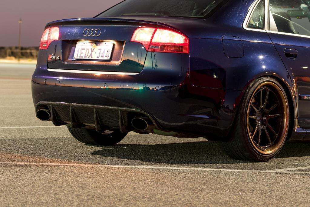 710161AUDIRS43236.jpg