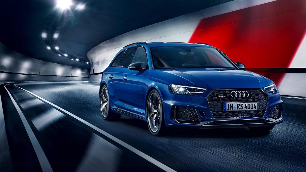710695AUDIRS4B90052.jpg