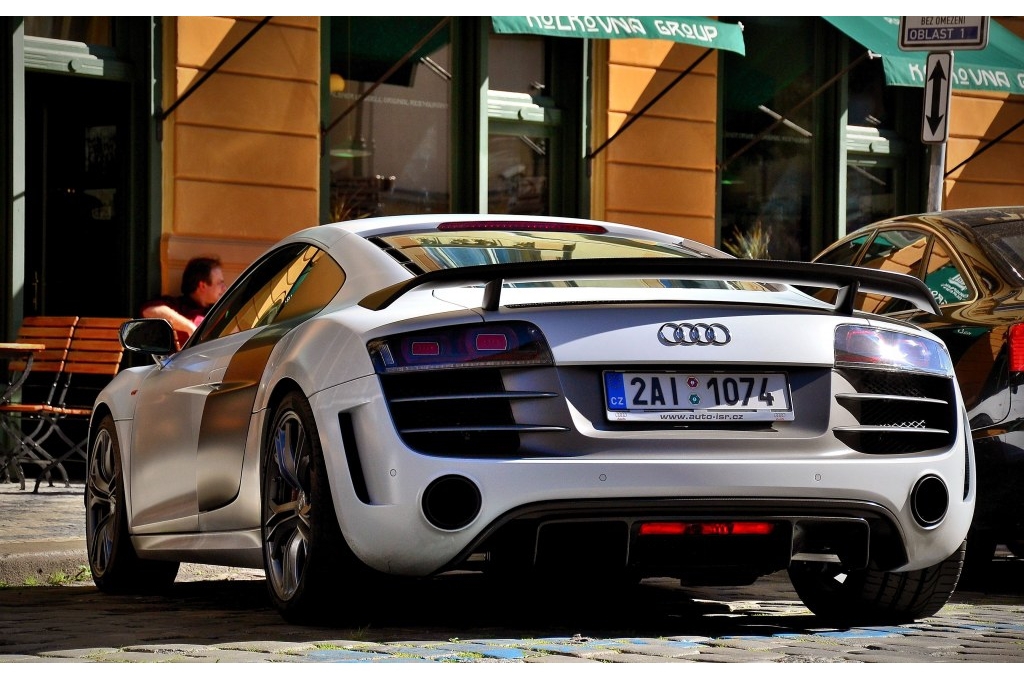 710984R8GT206ESQUIROU.jpg