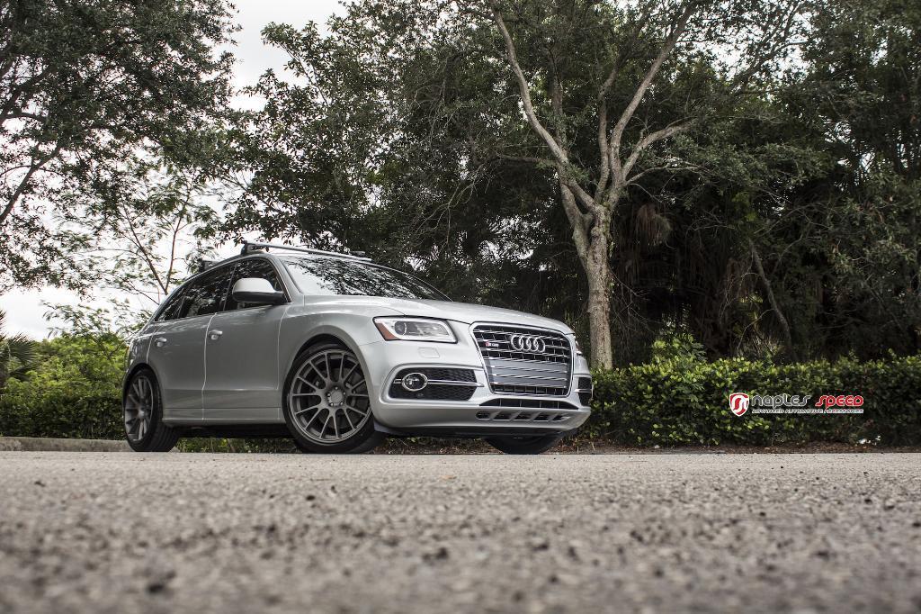 711454AUDIWHEELS0312ASQ5.jpg