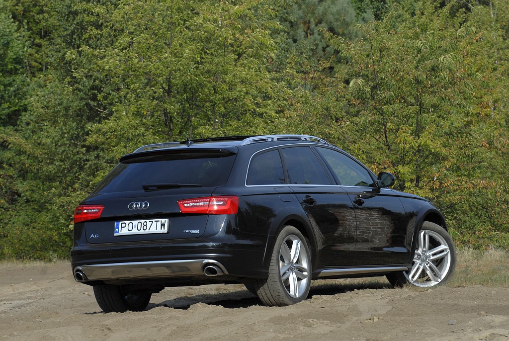 711786261AUDIA6C7ALLROAD.jpg
