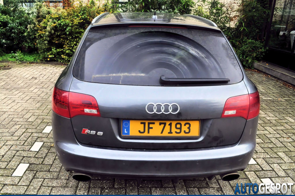 712035RS6ESQUIROU169.jpg