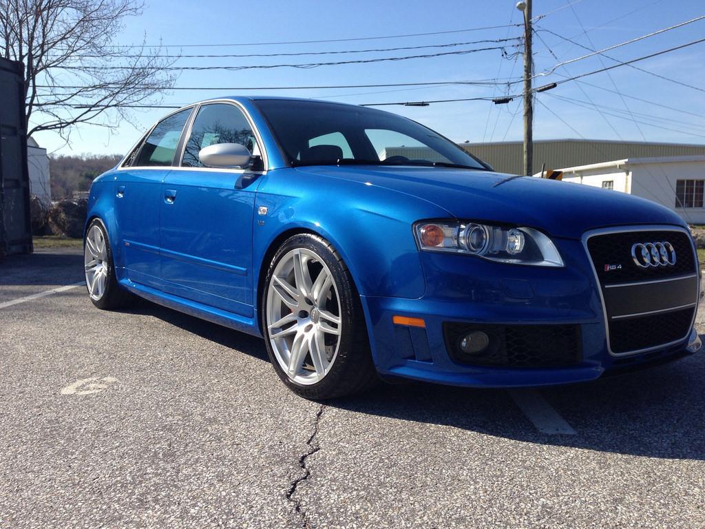 712862AUDIRS41837.jpg