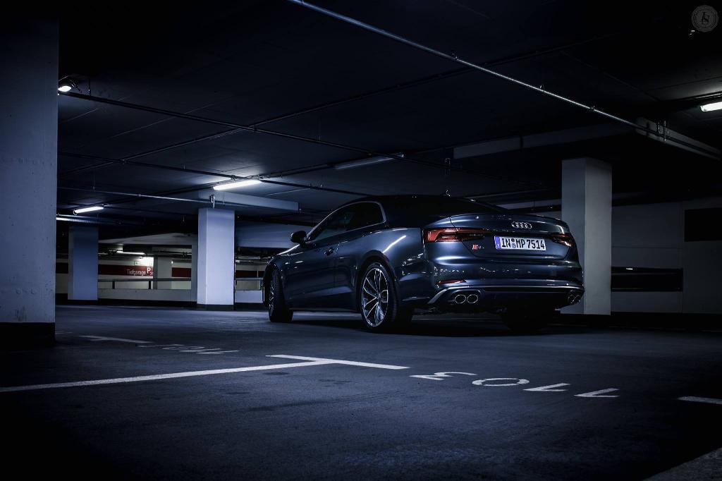 712967S5B90221.jpg