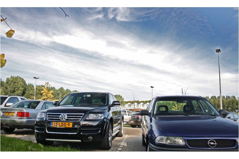 714109W12TOUAREG118ESQUIROU.jpg