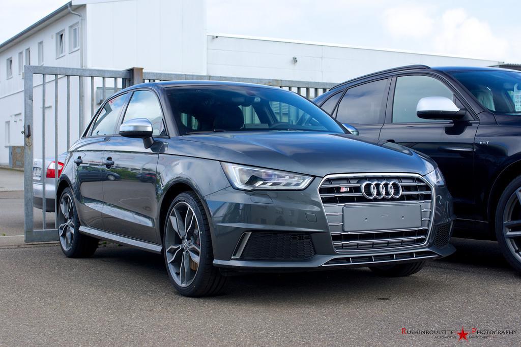 714169S1160.jpg