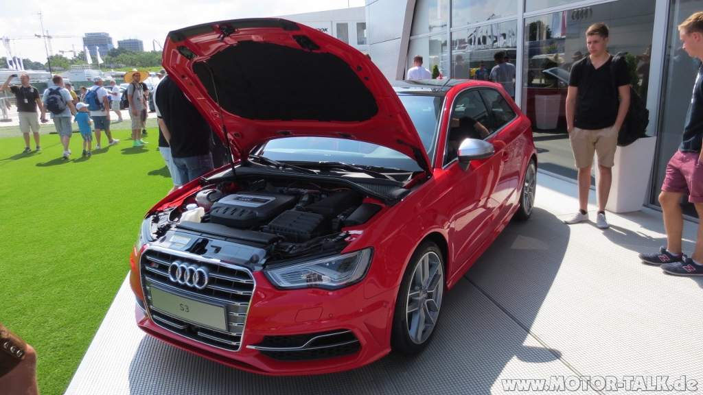 715609S38V075.jpg