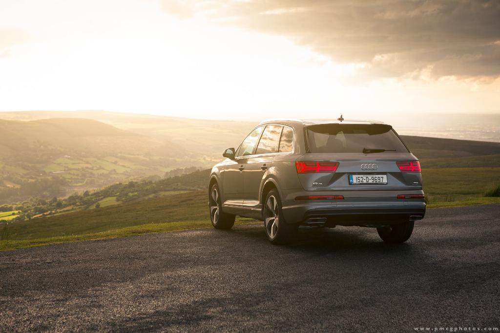 716330Q7MK2372.jpg
