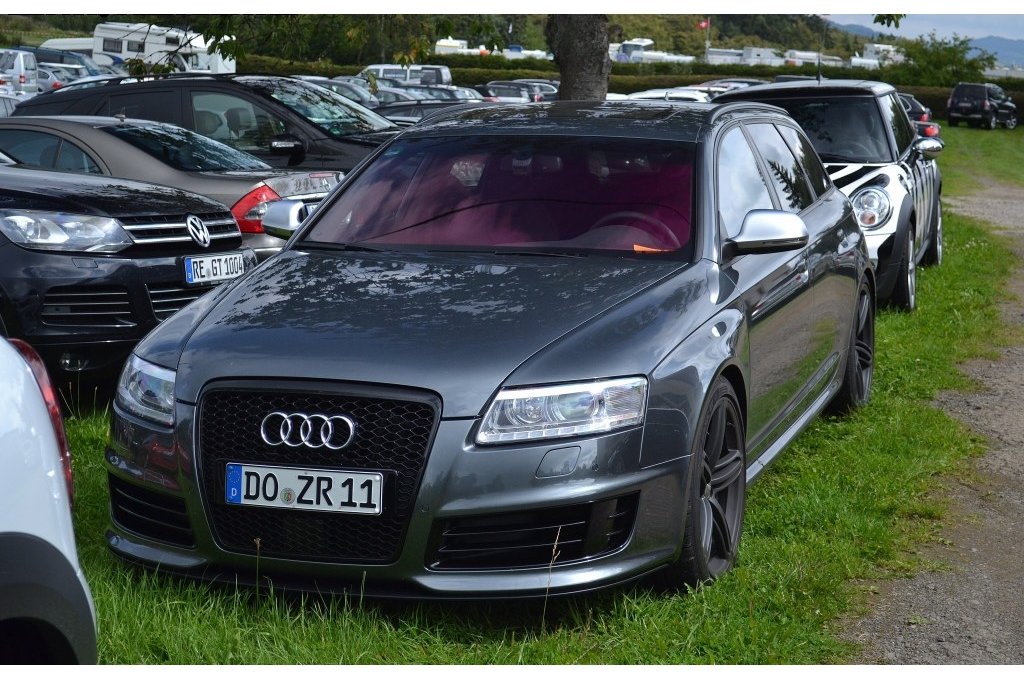 716475RS6585.jpg