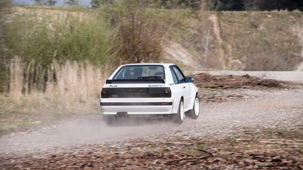 716733URQUATTRO2307.jpg