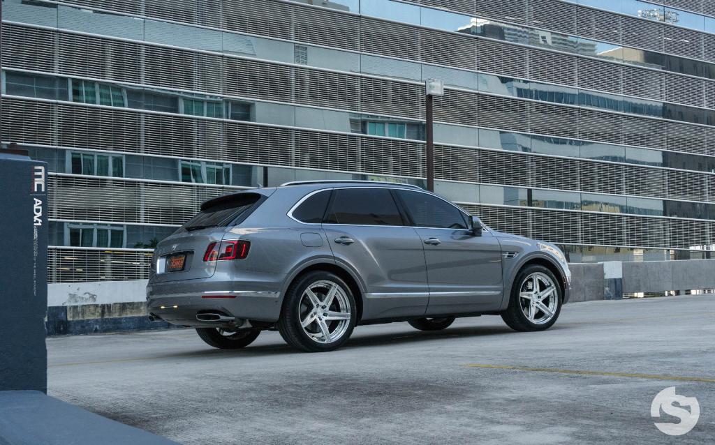 716738AUDIWHEELS0773EBENTAYGA.jpg