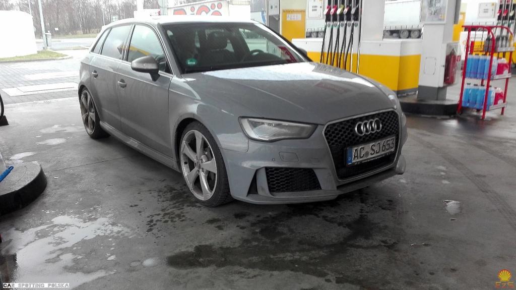 717352RS38V1929.jpg