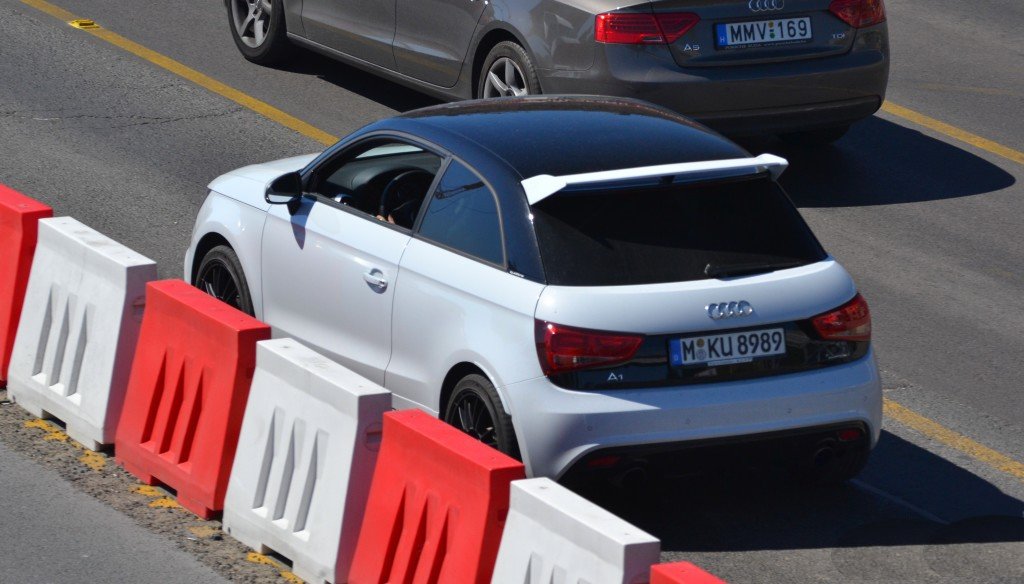 717922A1QUATTRO857.jpg