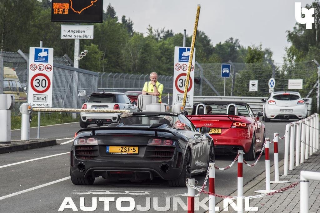 717937R8GT1696.jpg