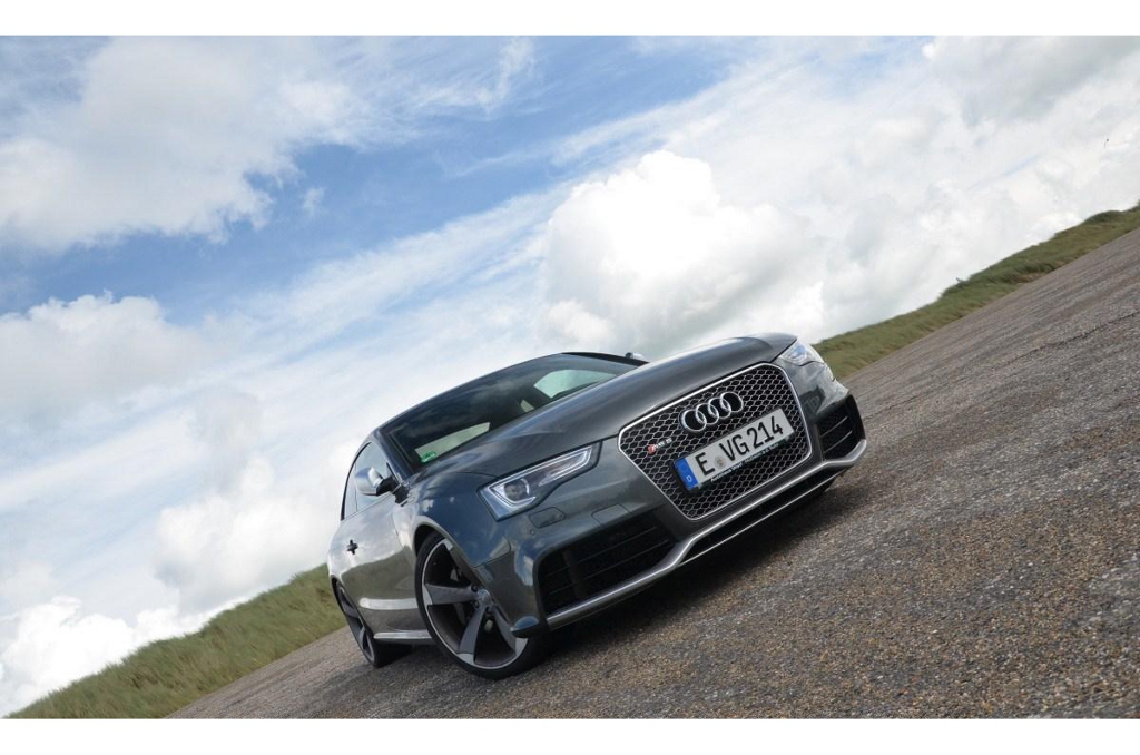 718698AUDIRS5454.jpg