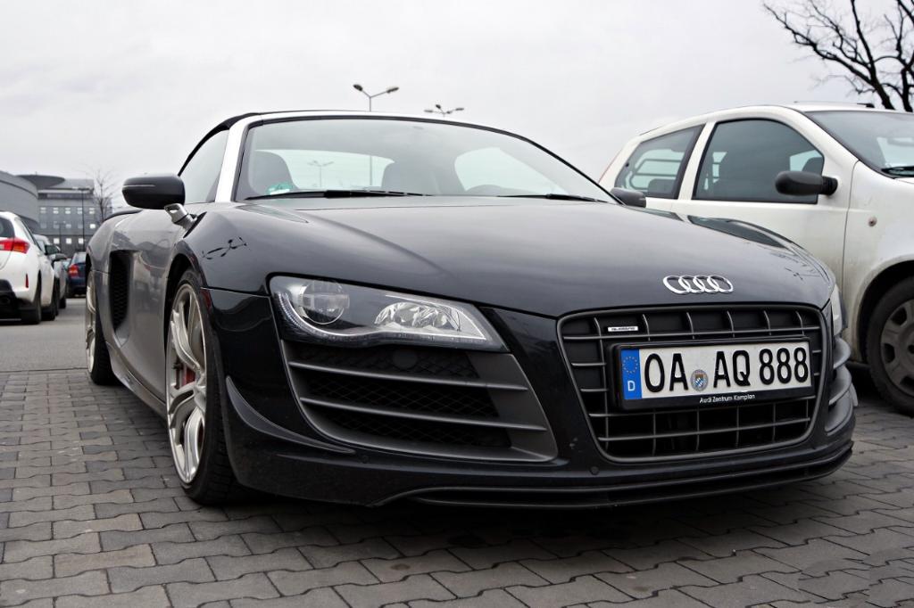 719037R8GT1946.jpg