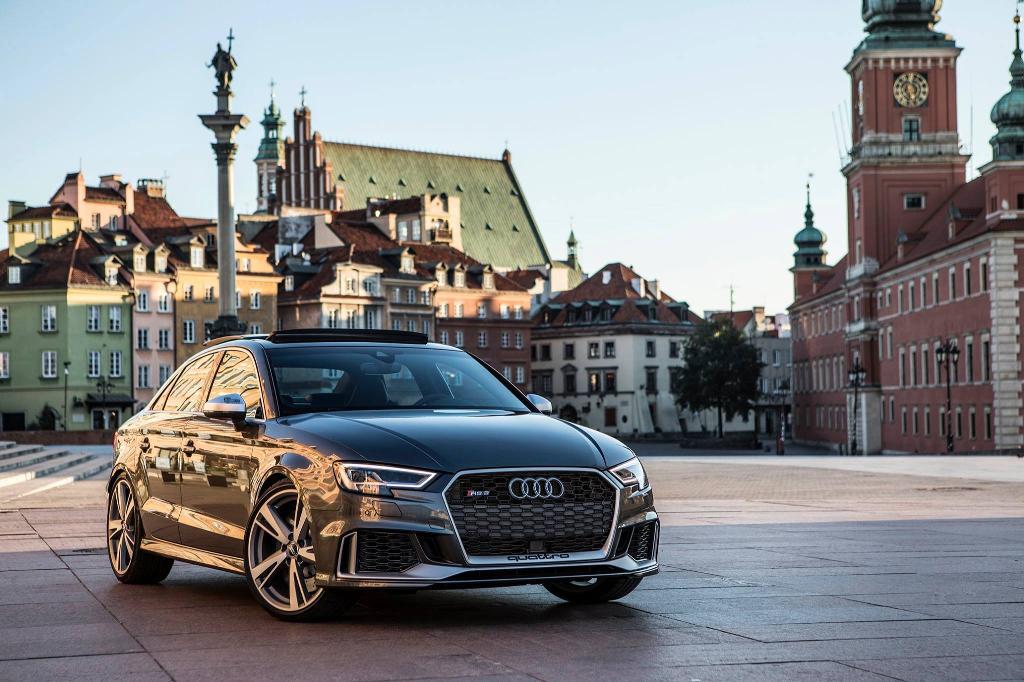 720348RS38V3012.jpg