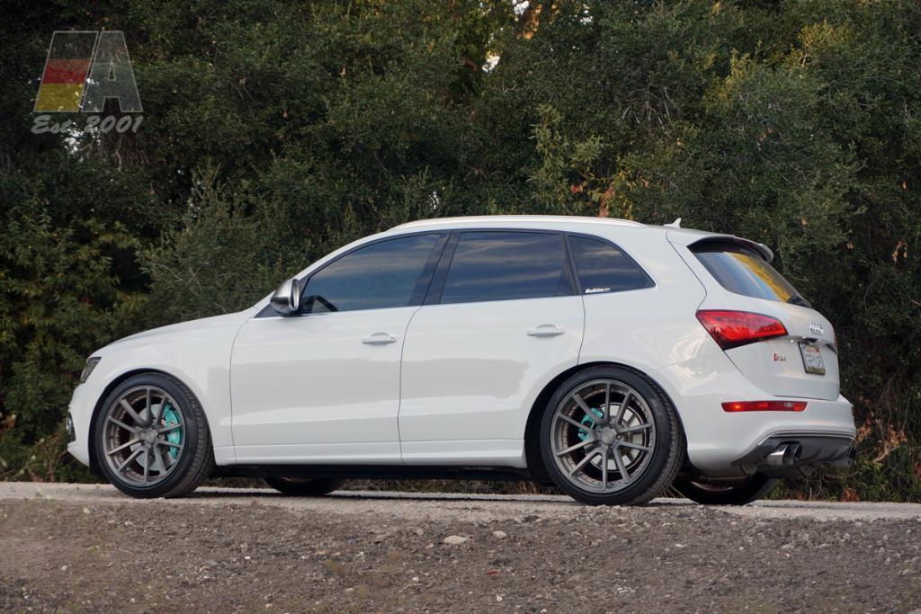720837AUDISQ51729.jpg