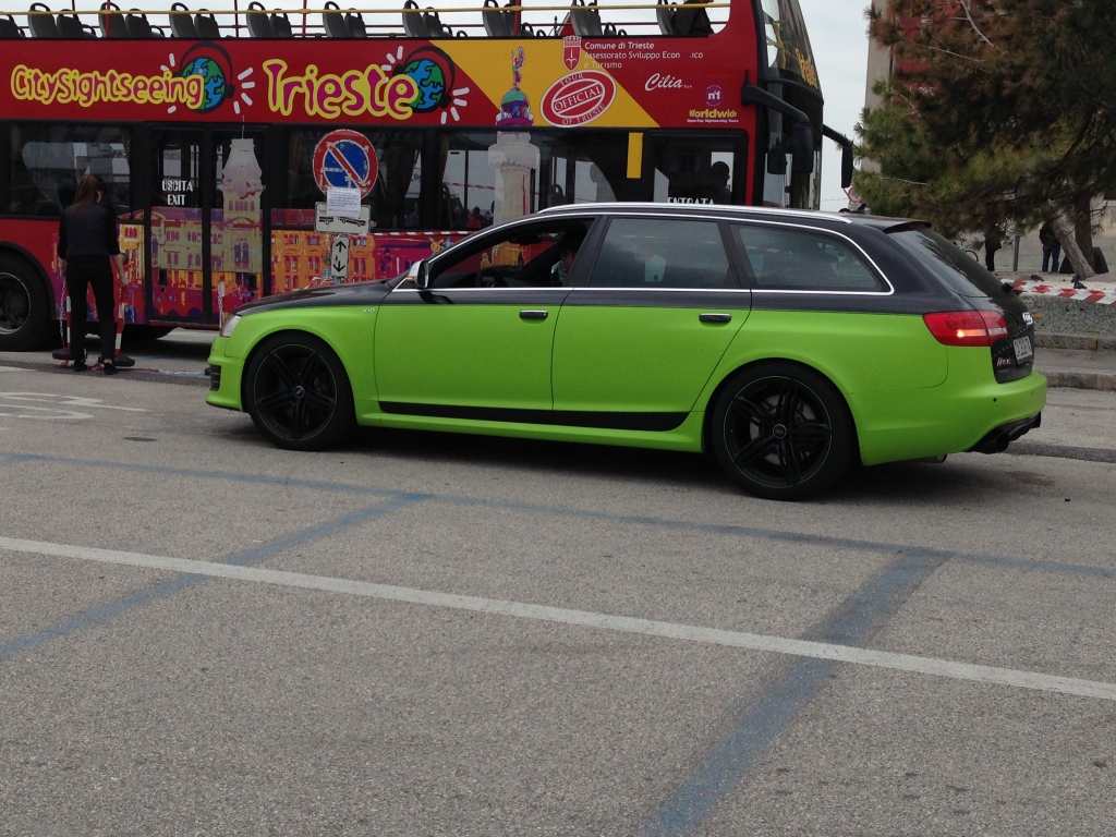 721811RS6759.jpg