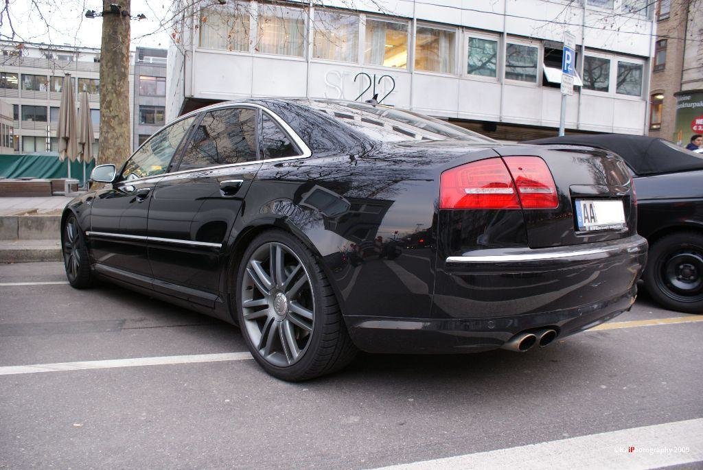 723492439S8D3.jpg