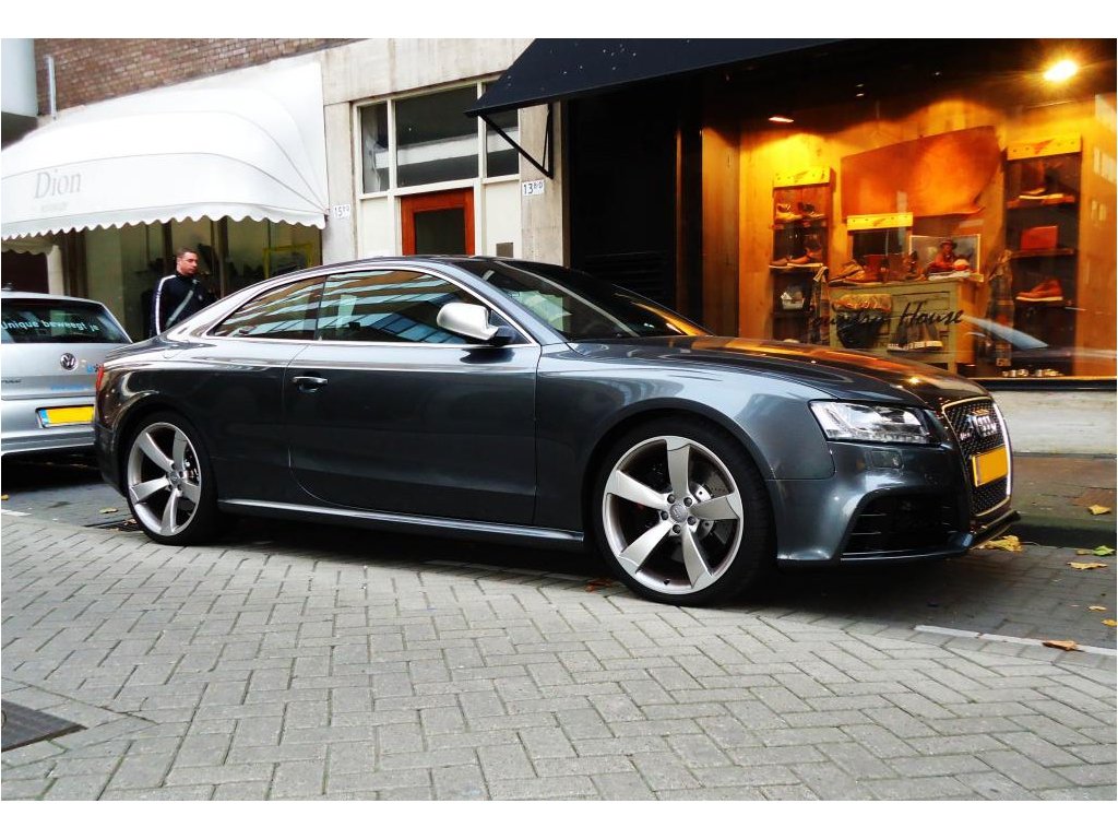 723596AUDIRS5ESQUIROU356.jpg