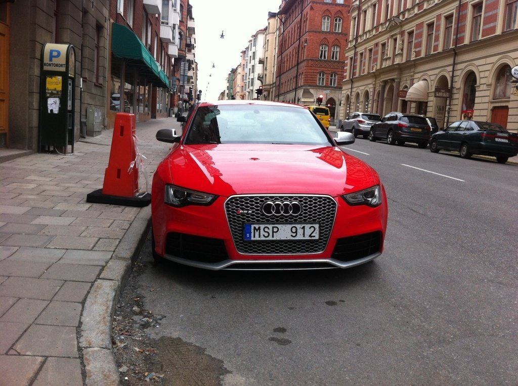 723598AUDIRS51006.jpg