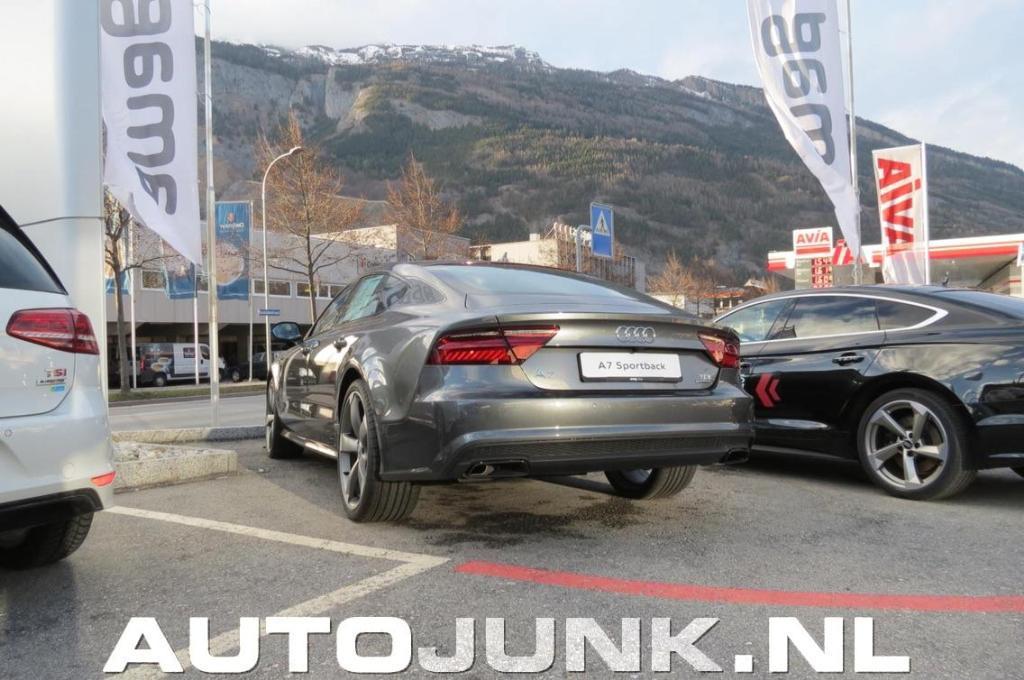7244201206AUDIA7.jpg